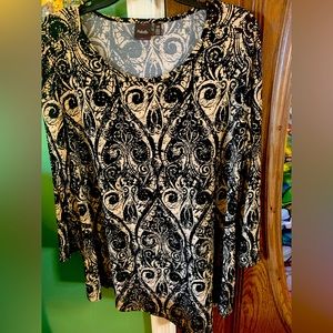 Women’s Fashion Blouse